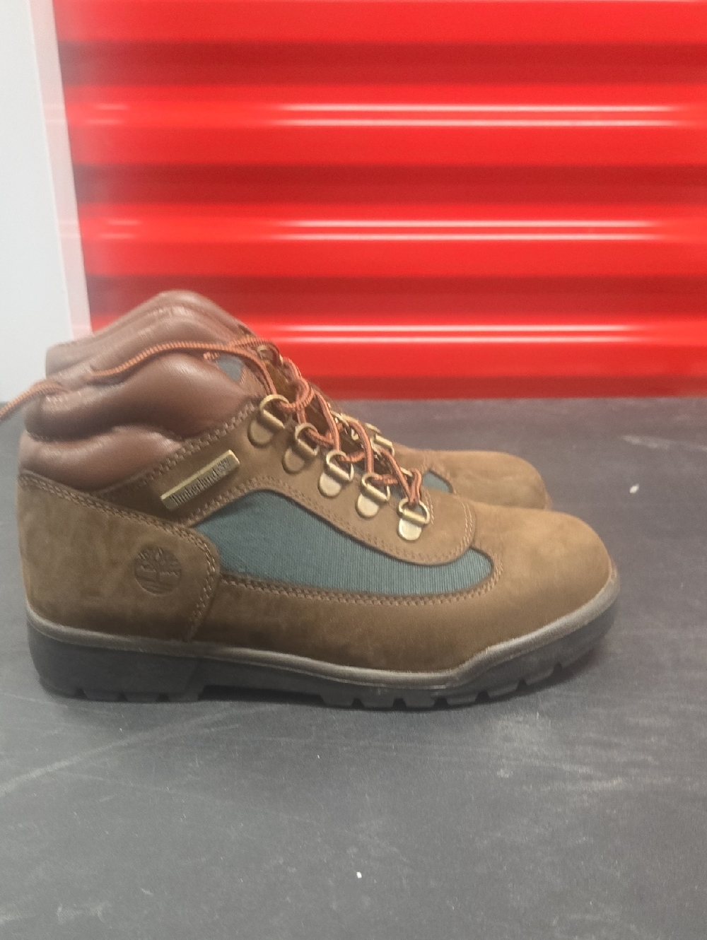 Timberland Brown Suede and Green Textile Kid's Hiking Boots Size 4****